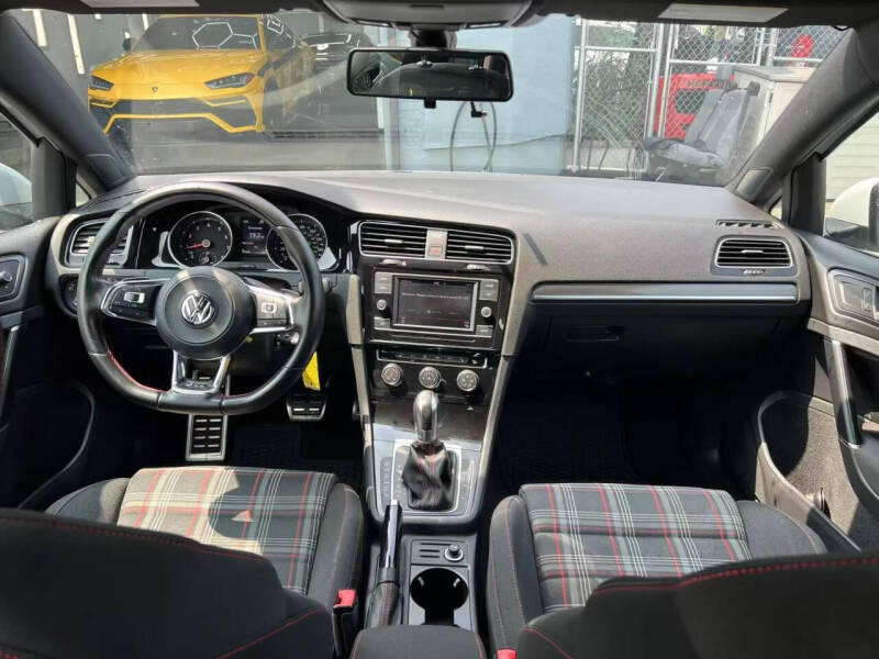 2018 Volkswagen Golf GTI