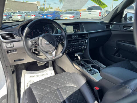 2017 Kia Optima SXL Turbo