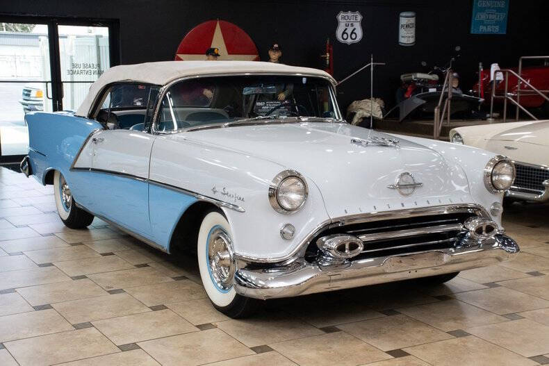 1954 Oldsmobile Starfire