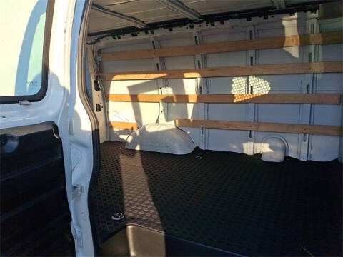 2023 Chevrolet Express 2500