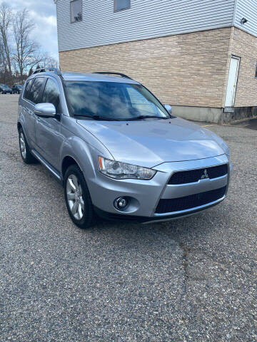 2010 Mitsubishi Outlander for sale at Cars R Us in Plaistow NH