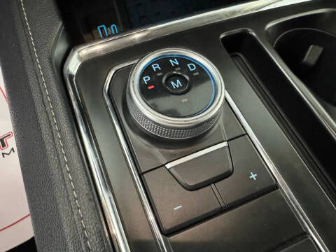 2023 Ford Expedition MAX XLT