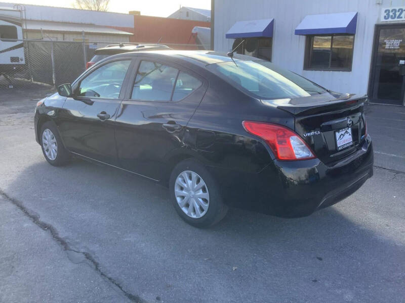 2016 Nissan Versa 1.6 S
