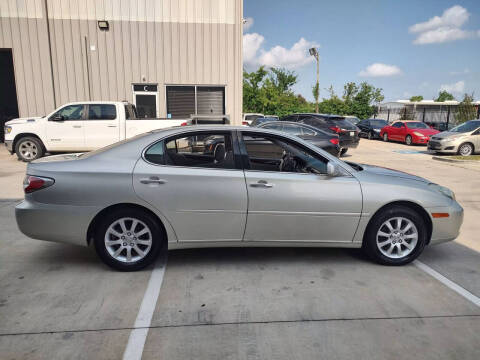 2004 Lexus ES 330