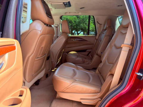 2015 Cadillac Escalade Platinum