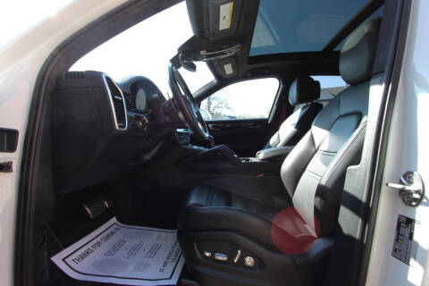 2021 Porsche Cayenne GTS