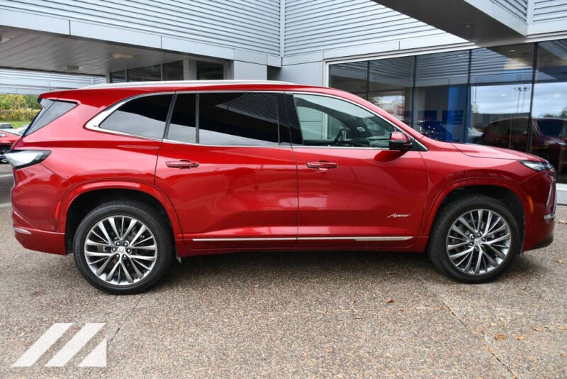 2025 Buick Enclave Avenir