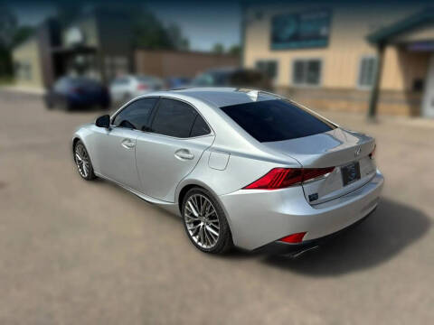 2017 Lexus IS 200t