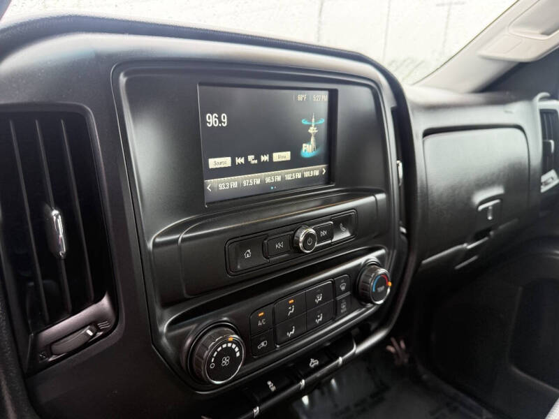 2017 Chevrolet Silverado 1500 Custom