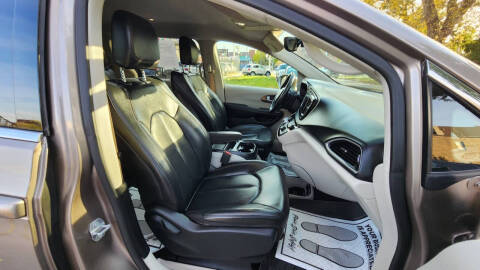 2018 Chrysler Pacifica Touring L