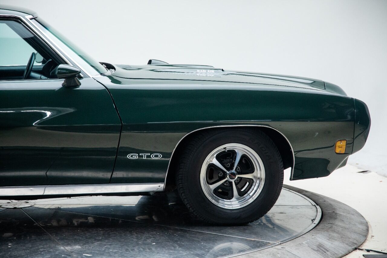 1970 Pontiac GTO 6