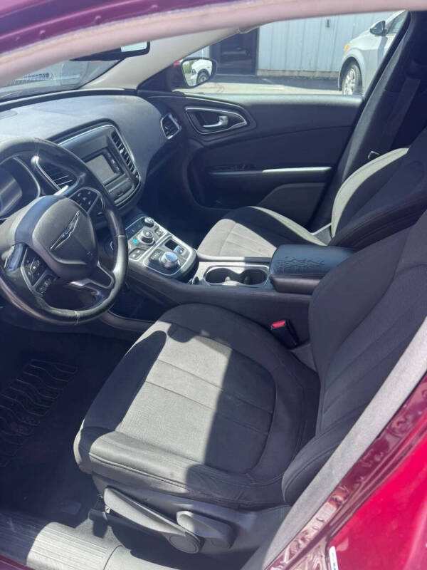 2016 Chrysler 200 Touring