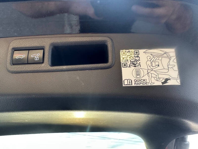 2022 Toyota Venza XLE