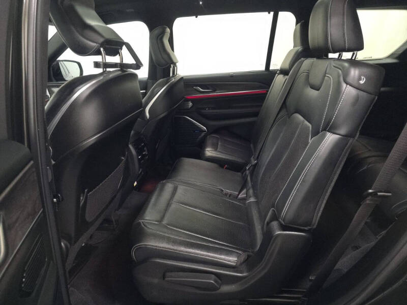 2022 Jeep Grand Cherokee L Overland