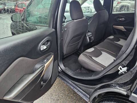 2018 Jeep Cherokee Latitude