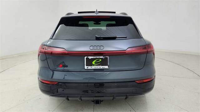 2024 Audi Q8 e-tron quattro Prestige