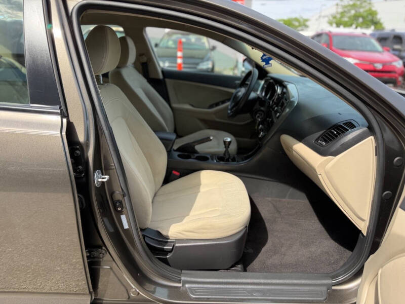 2011 Kia Optima LX