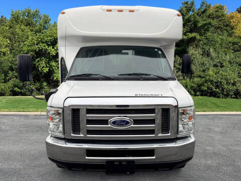 2016 Ford E-350