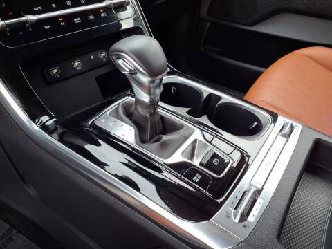 2024 Kia Carnival SX