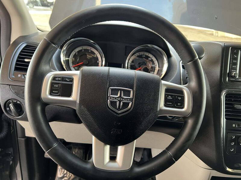 2017 Dodge Grand Caravan SE - Photo 22
