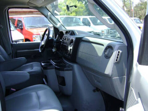 2009 Ford E-Series E-150 XL