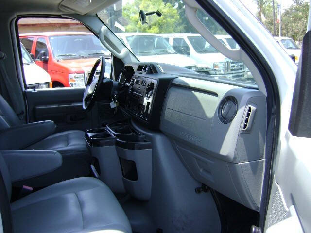 2009 Ford E-Series E-150 XL