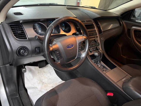 2010 Ford Taurus SEL