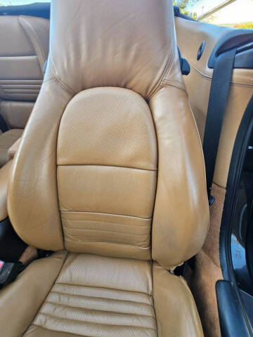 2001 Porsche 911 Carrera