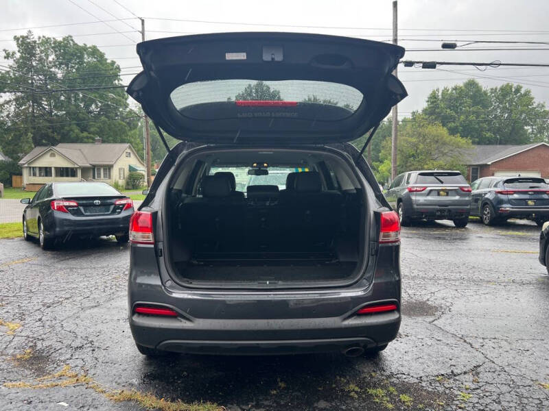 2017 Kia Sorento LX