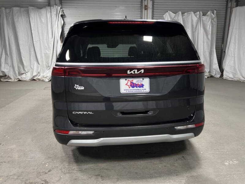 2023 Kia Carnival