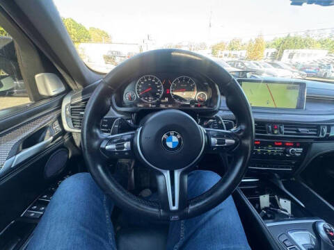 2015 BMW X6 M