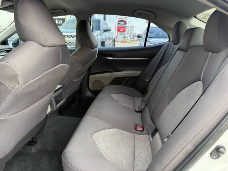 2022 Toyota Camry LE