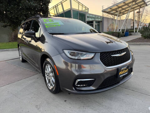 2022 Chrysler Pacifica Touring