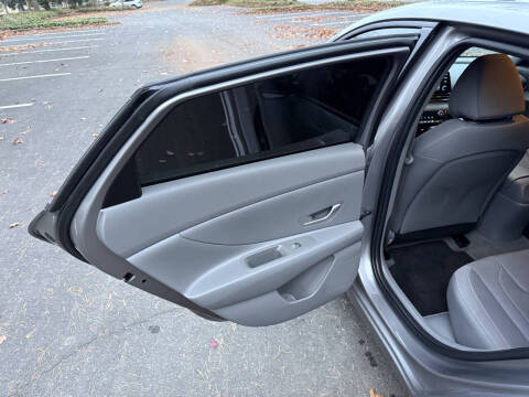 2023 Hyundai Elantra Hybrid Blue