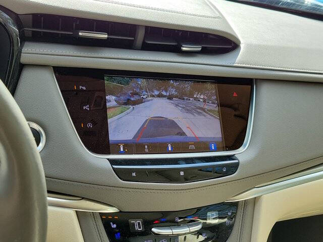 2021 Cadillac XT5 Premium Luxury