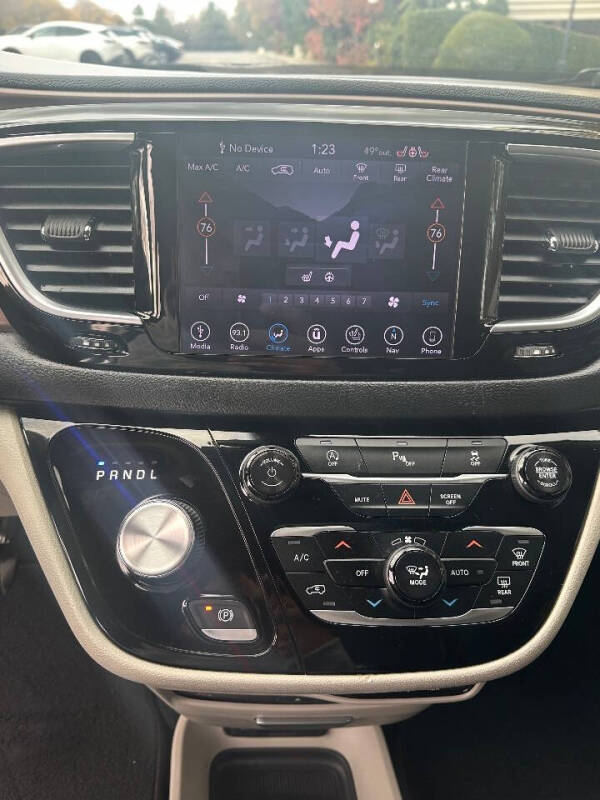 2018 Chrysler Pacifica Touring L Plus