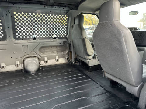 2012 Ford E-Series E-150 XL
