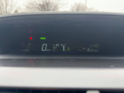 2012 Toyota Prius v Five