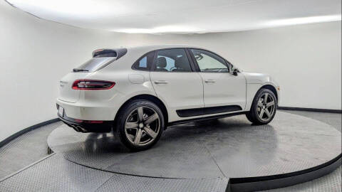 2015 Porsche Macan S