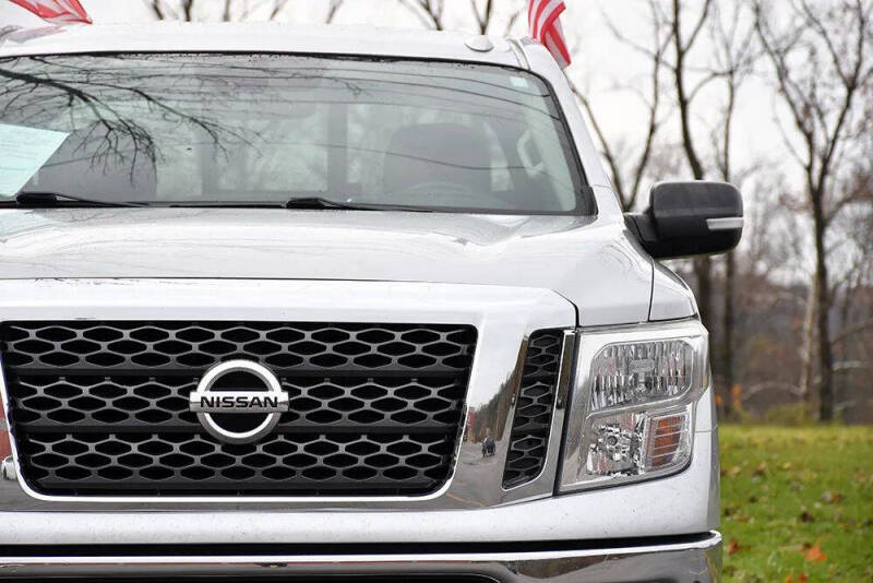 2017 Nissan Titan
