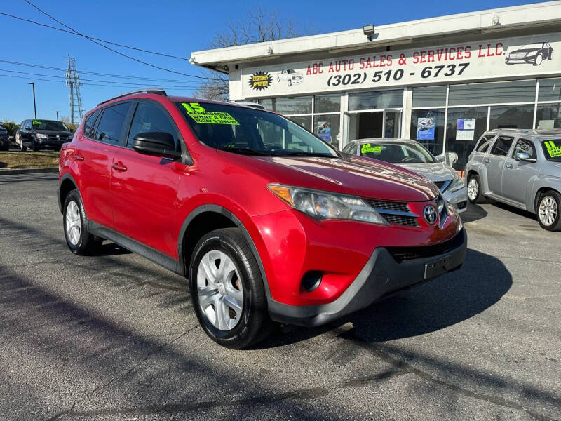 Used 2015 Toyota RAV4 LE with VIN JTMZFREV2FJ046057 for sale in New Castle, DE