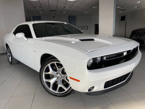 2015 Dodge Challenger SXT Plus