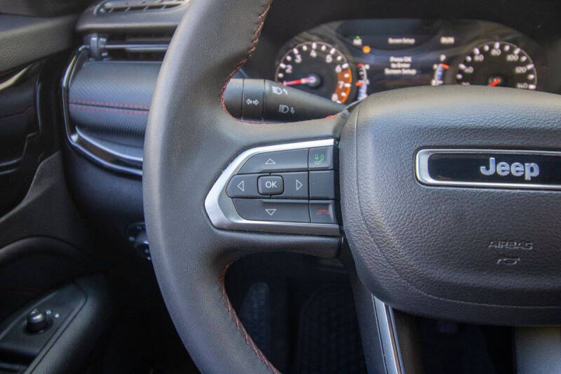 2023 Jeep Compass Trailhawk
