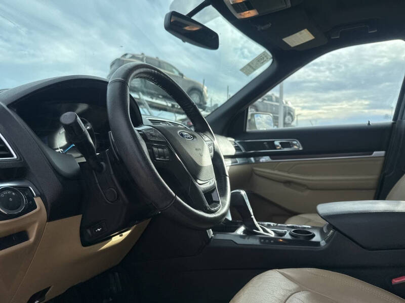 2017 Ford Explorer Limited