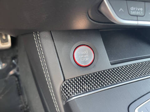 2020 Audi SQ5 3.0T quattro Premium Plus