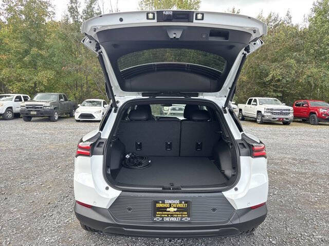 2026 Chevrolet Equinox EV LT 2