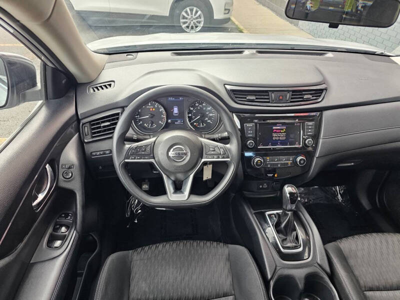 2018 Nissan Rogue S