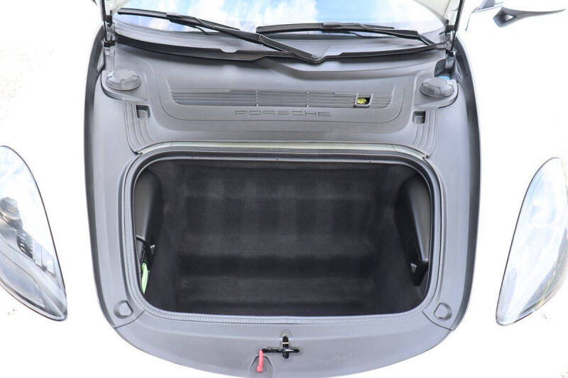 2019 Porsche 718 Cayman