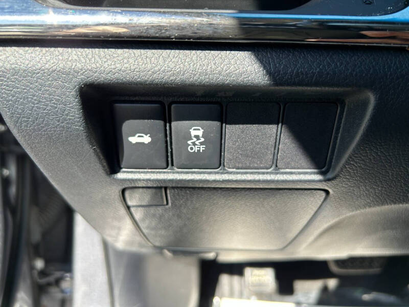 2014 Toyota Avalon XLE