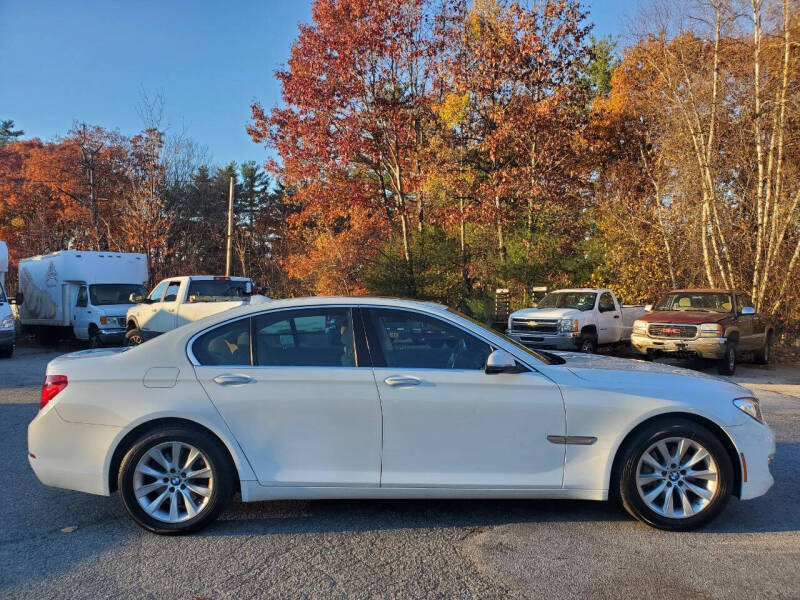 2013 BMW 7 Series 740i photo 4